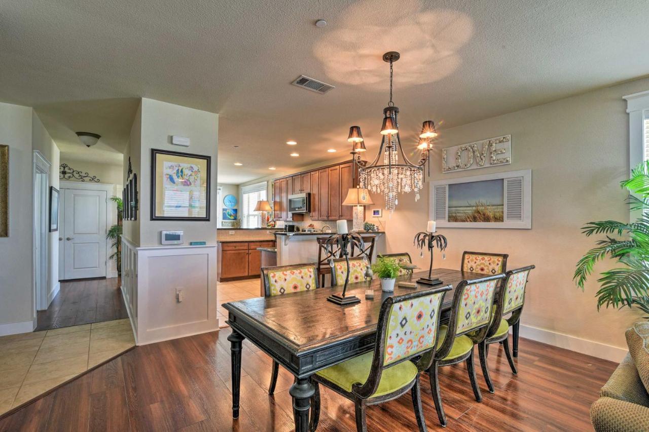 Pointe West Family Retreat Balcony And Ocean Views! Apartment Galveston Exterior photo