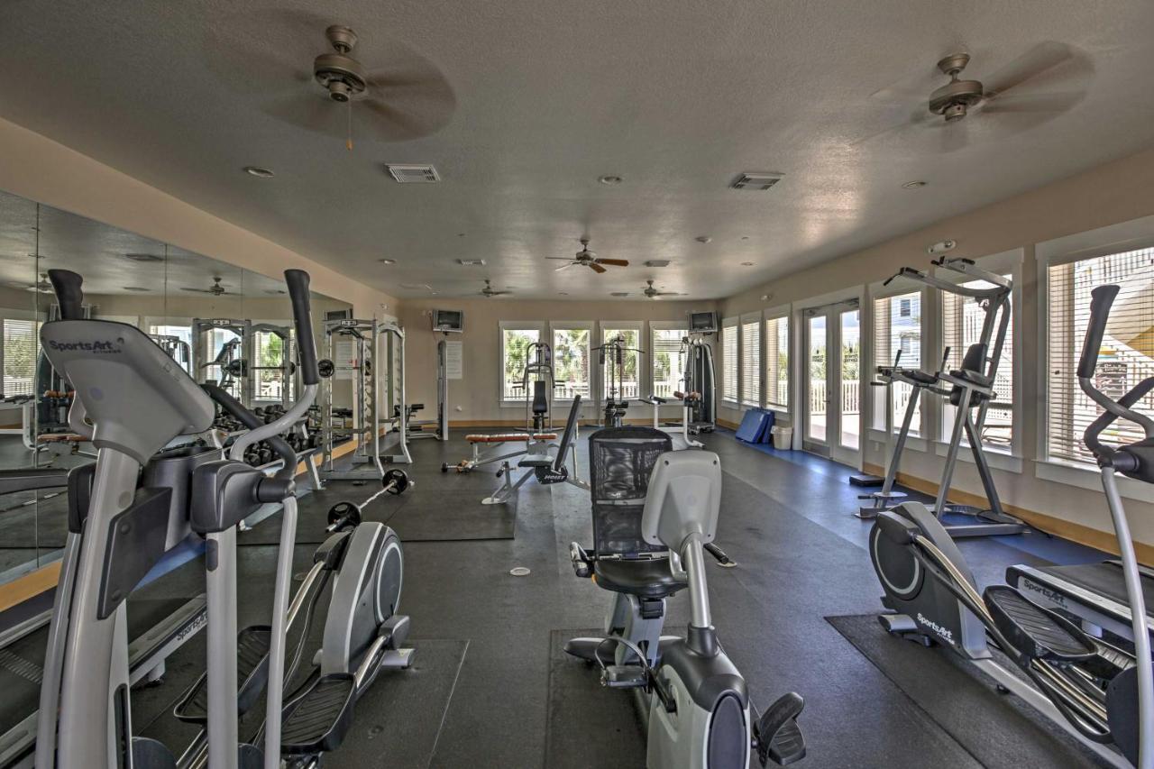 Pointe West Family Retreat Balcony And Ocean Views! Apartment Galveston Exterior photo