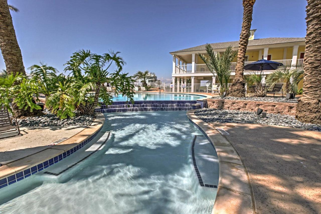 Pointe West Family Retreat Balcony And Ocean Views! Apartment Galveston Exterior photo